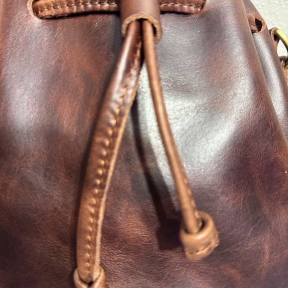 Portland Leather Brown Shoulder Bag - Picture 7 of 16
